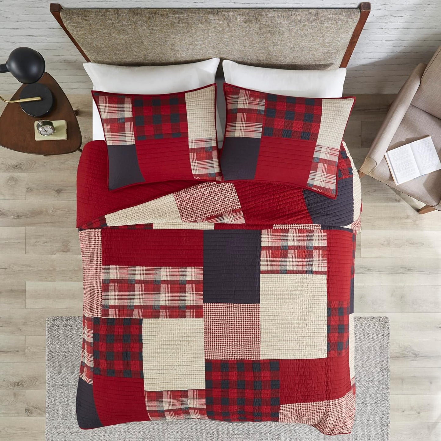Woolrich Sunset Reversible Quilt Set - Cottage Styling Reversed to Solid Color, All Season Lightweight Coverlet, Cozy Bedding Layer, Matching Shams, Oversized King/Cal King, Plaid Red 3 Piece