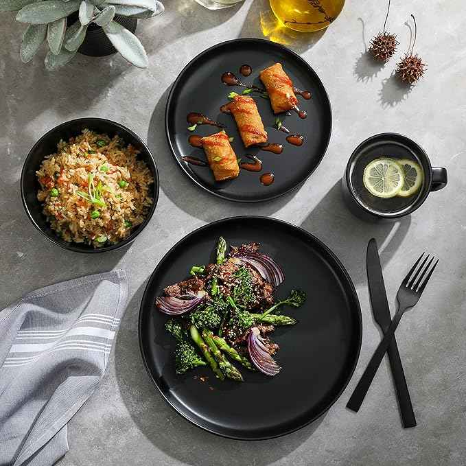 Gibson Home Zuma Stoneware Plates, Bowls, & Mugs Dinnerware Set - Matte Black, Service for Four (16pcs)