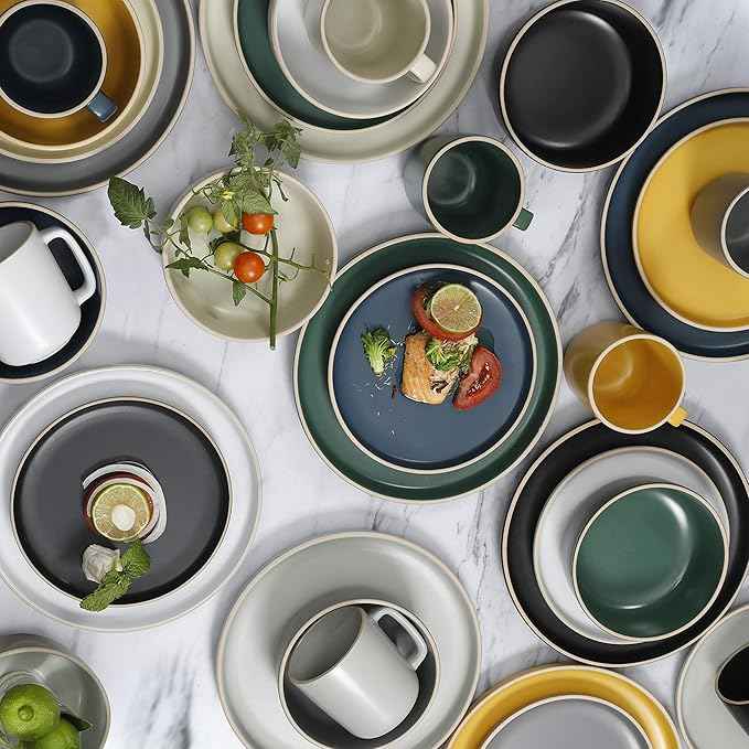 Gibson Home Zuma 16 Piece Round Kitchen Dinnerware Set, Dishes, Plates, Bowls, Mugs, Service for 4, Matte Stoneware, Green