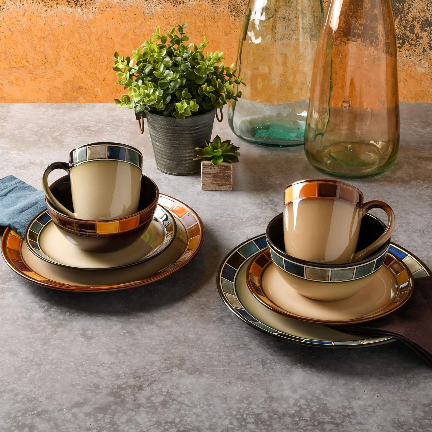 Gibson Casa Estebana 16-Piece Dinnerware Set, Service for 4 – Beige and Brown Stoneware Plates and Bowls