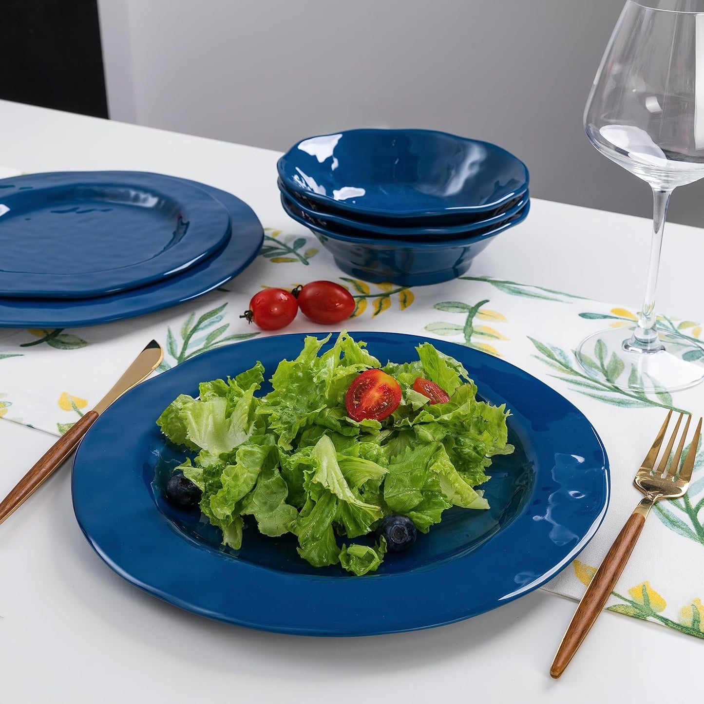 LEHAHA Blue 18-Piece Dinnerware Place Setting, Melamine Dishes for Indoor and Outdoor Dining, BPA Free, Reusable, Lightweight, Dishwasher Safe, Not Microwaveable
