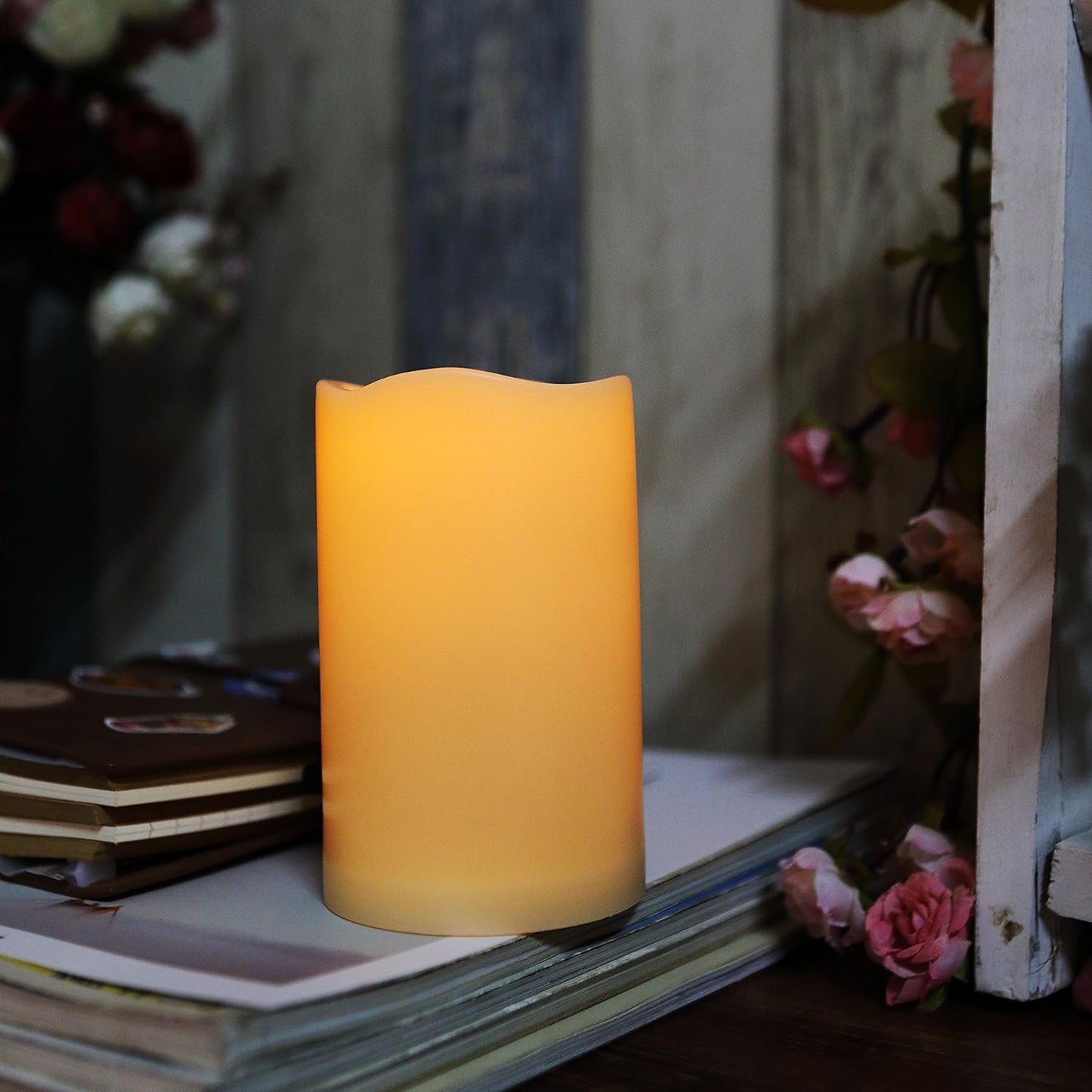 Waterproof Outdoor Battery Operated Flameless LED Pillar Candle with Timer Flickering Plastic Resin Electric Decorative Night Light Lantern Patio Garden Home Decor Party Wedding Decorations D3 xH5