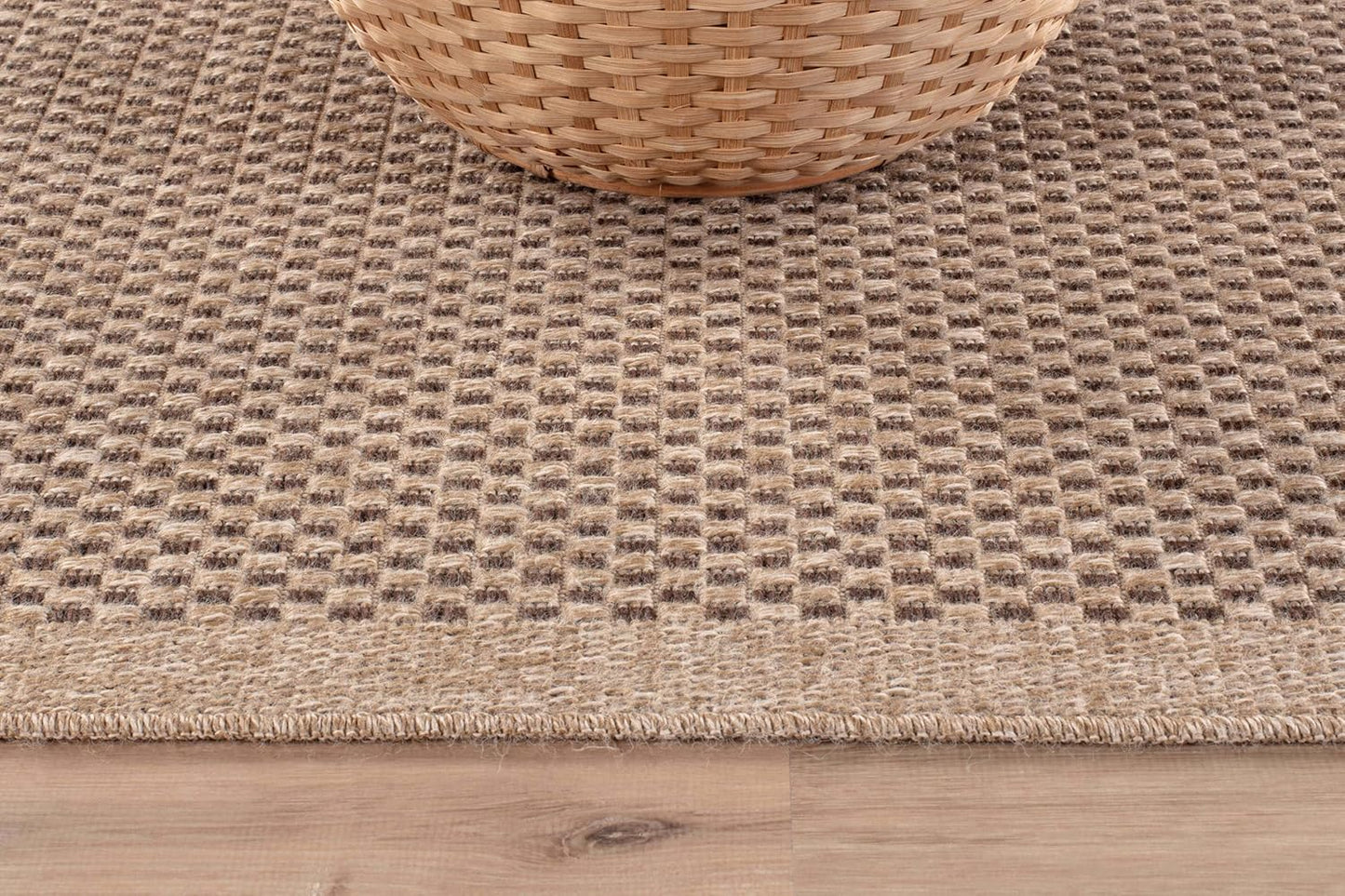 CAMILSON Easy Jute Round Rug 6ft Indoor Outdoor Natural Color Fiber Area Rugs for Living Room Patio and Kitchen Rug, Sisal Boho Woven Design Easy-Cleaning Washable Outside Carpet Alfombras (6 Round)