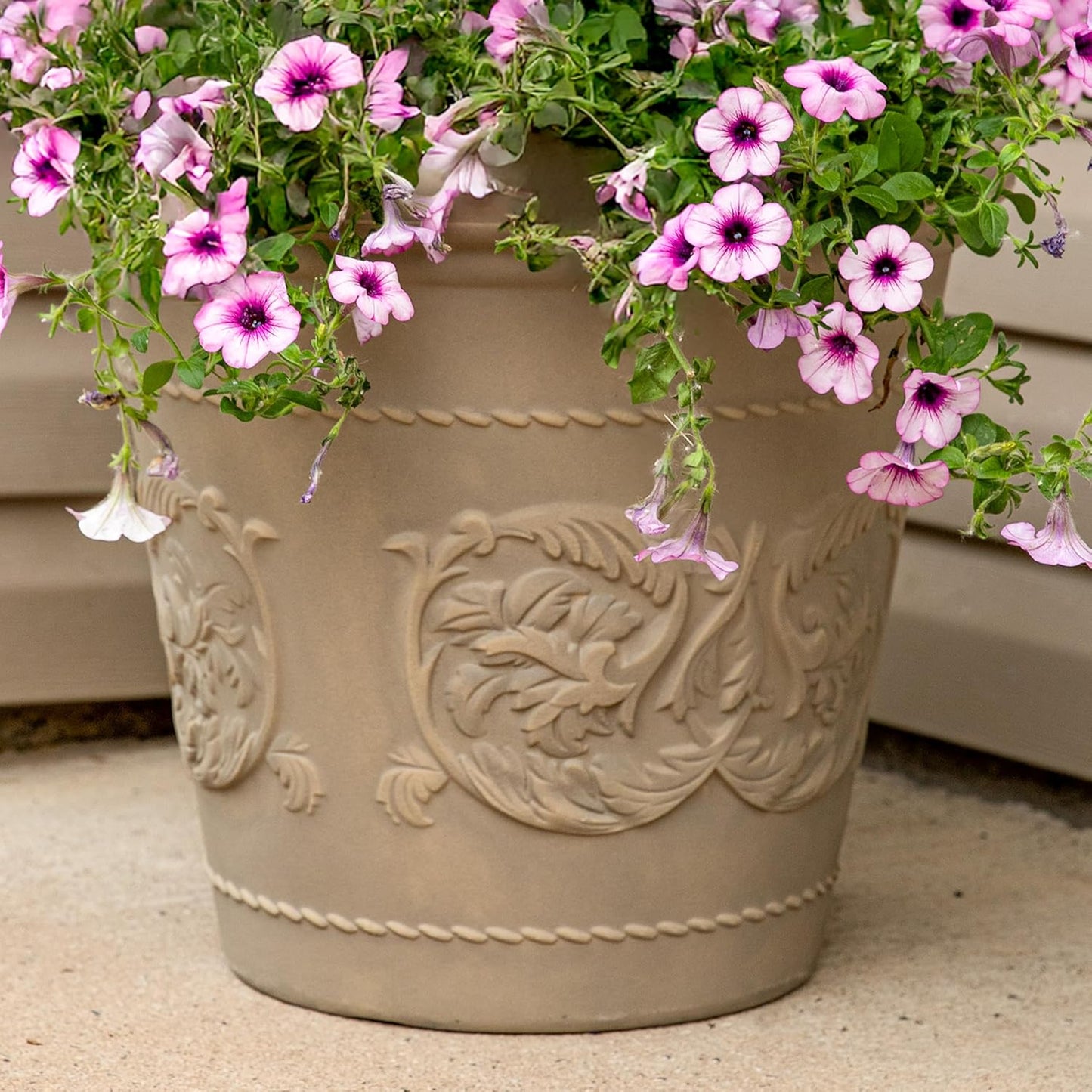 Sunnydaze 19.5-Inch Arabella Large Plastic Pot for Plants - Outdoor Double-Walled Polyresin Large Plastic Planter with Drillable Drainage Holes - Beige