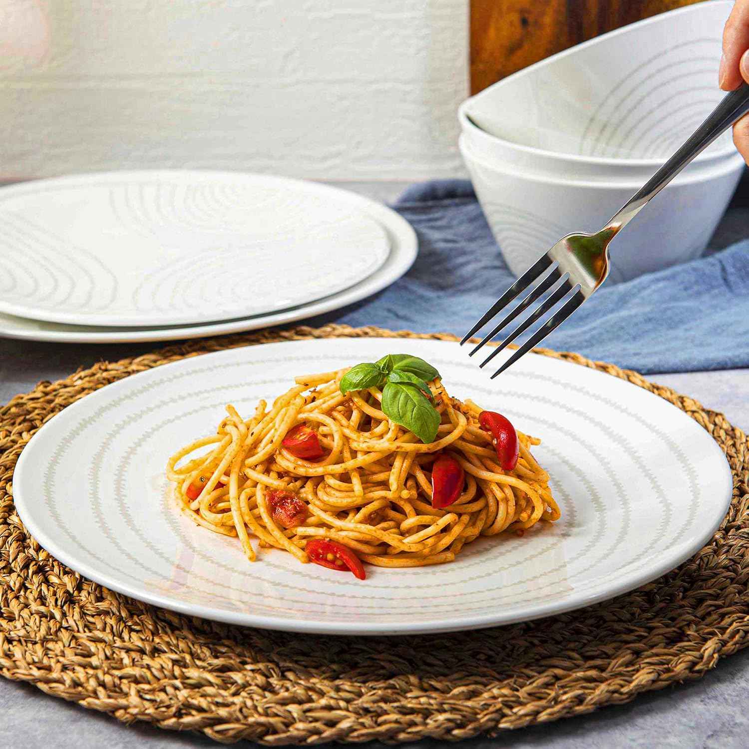 BZYOO BPA-Free Dishwasher Safe 100% Melamine Plastic Plate & Bowl Set Casual dining Indoor and Outdoor Dining Party (12 PCS Dinnerware set, Service for 4, white planet)