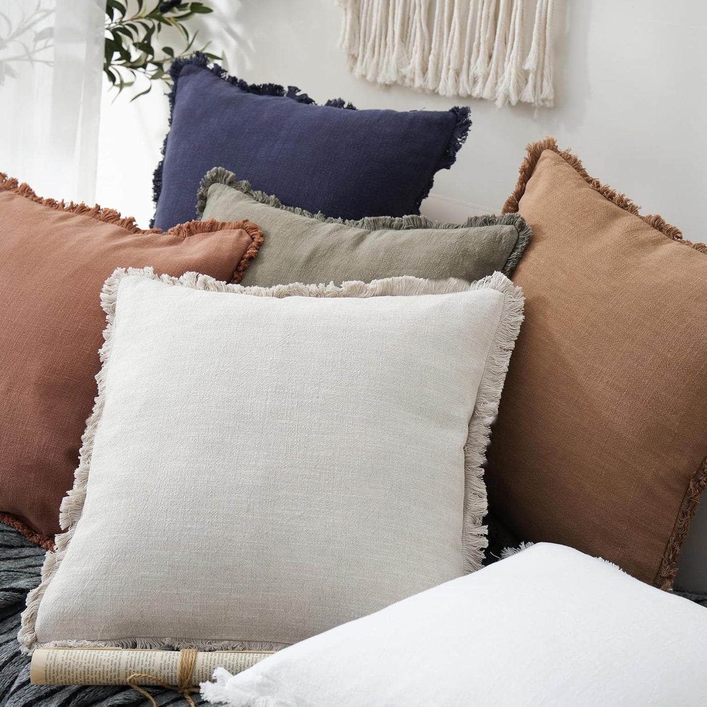 Foindtower Set of 2 Decorative Linen Fringe Throw Pillow Covers Cozy Boho Farmhouse Cushion Cover with Tassels Soft Accent Pillowcase for Couch Sofa Bed Living Room Home Decor, 22×22 Inch, Beige