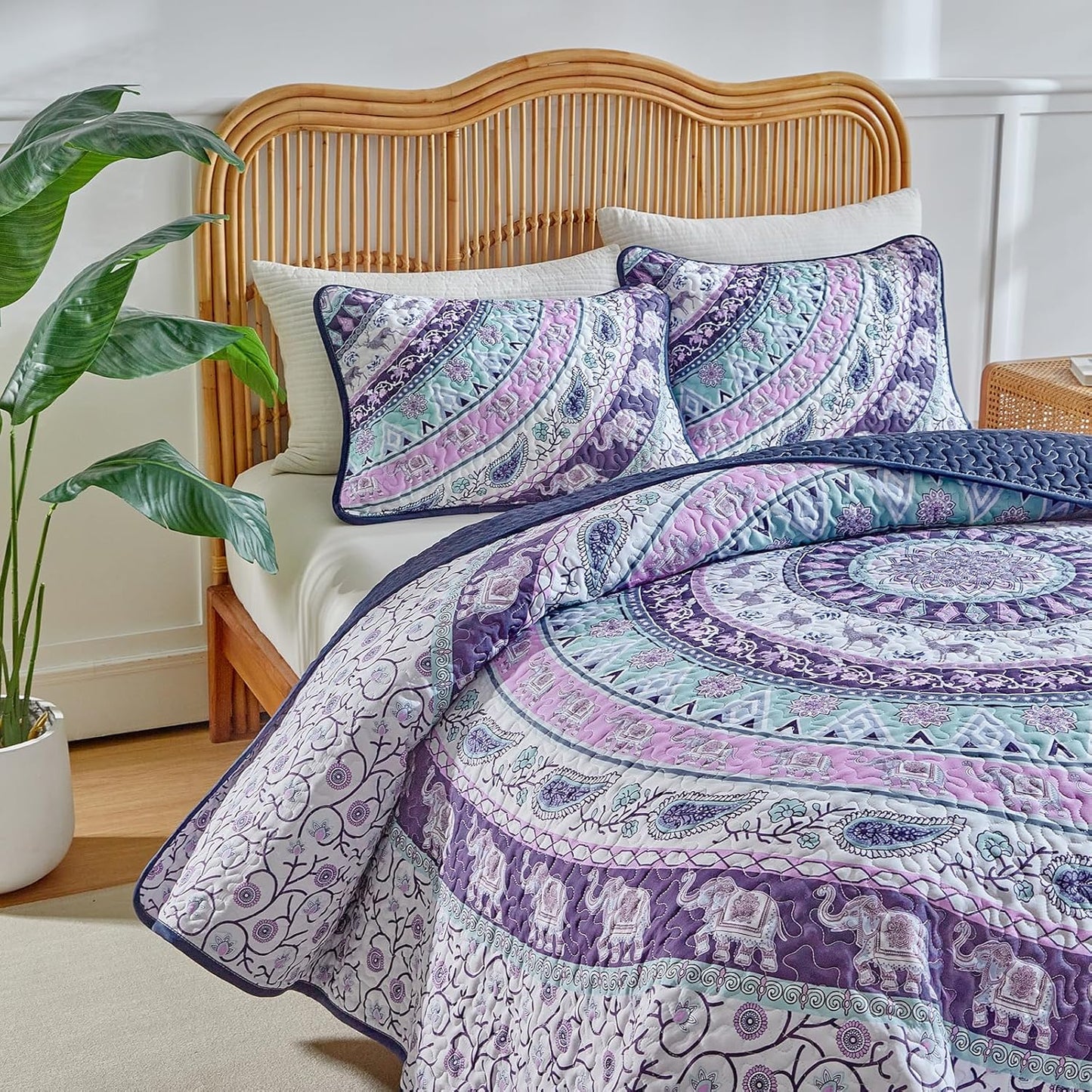 Boho Quilt Set King Size - Reversible Summer Bohemian Quilt Bedding Set, 3 Pieces Colorful Lightweight Microfiber Bedspread Purple Elephant Paisley Circle Coverlet Set with Pillow Shams for Hot Day