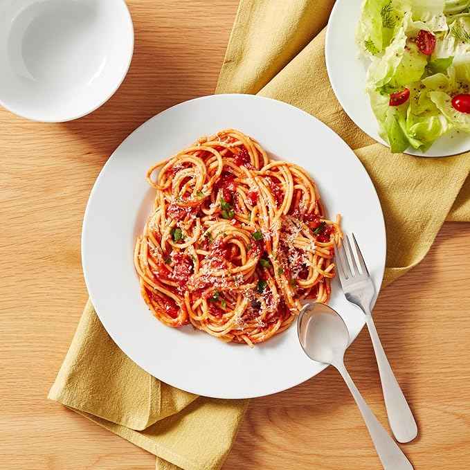 Amazon Basics Porcelain Dinnerware Set, Microwave and Dishwasher Safe, Service for 6, 18-Piece, Plates, Bowls, White