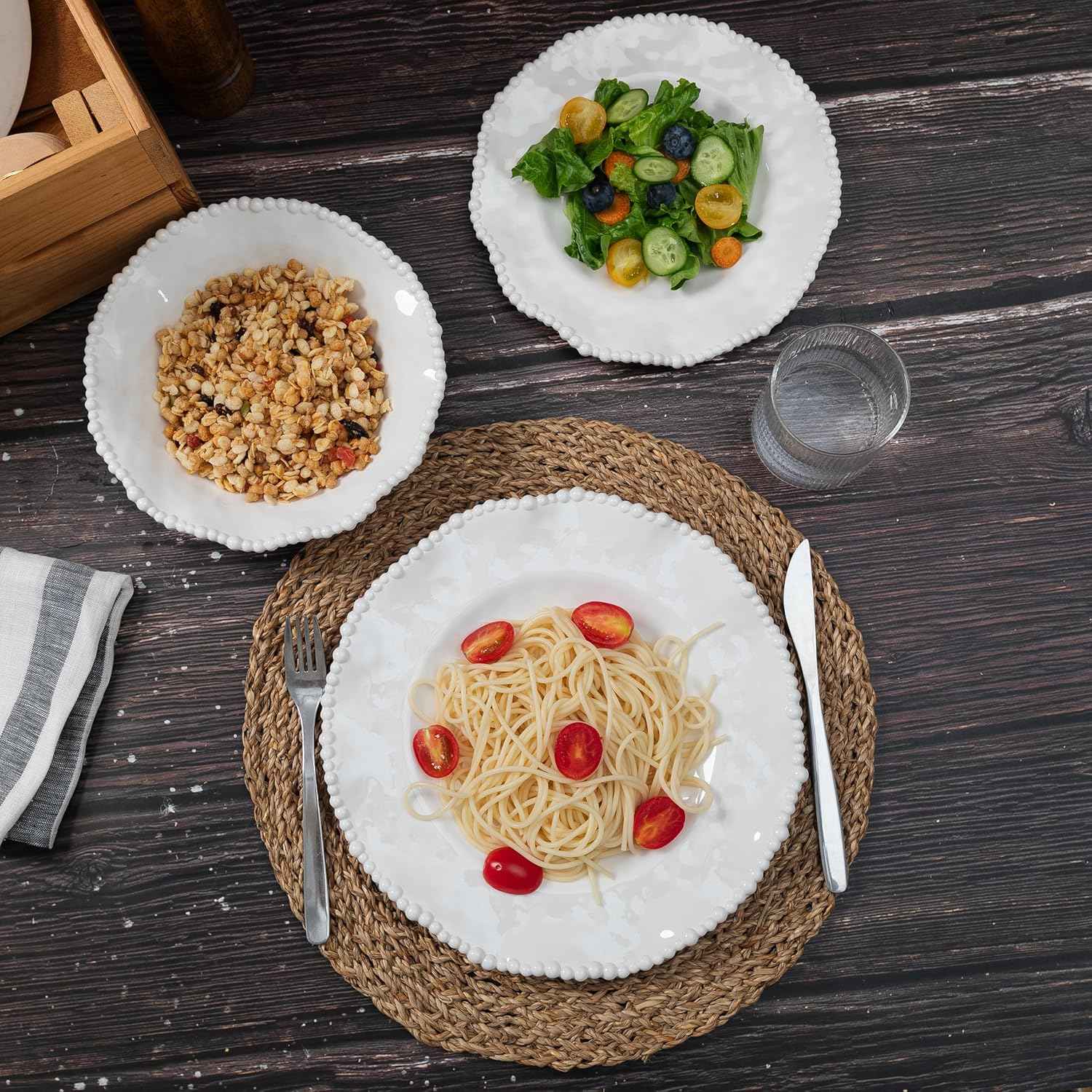 Cream 12pcs Beaded 100% Melamine Dinnerware Set, Elegant Scalloped Edge Durable & Shatterproof Outdoor Dining Set,Unbreakable Plates & Bowls Set for Indoor/Outdoor Use, Dishwasher Safe