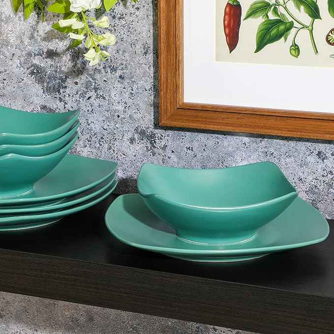 Gibson Home Zen Buffet Matte Porcelain 8 Piece Chip and Scratch Resistant Plates and Bowls Dinnerware Set - Green, Service for 4 (8pcs)