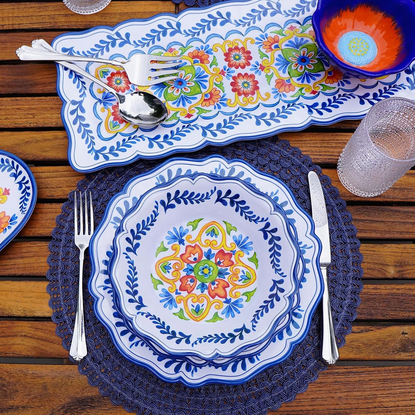 Flores Melamine Dinner Plates, Set of 4 – Colorful Outdoor Dinnerware, Break-Resistant & Dishwasher Safe, Great for Patio, RV, and Everyday Dining