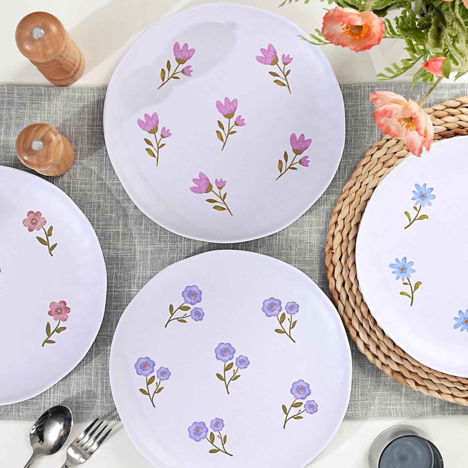 Floral Melamine Dinner Plates Set of 4, 10.5 inches Round Salad Plates, Unbreakable Dessert Plate, Camping Dishes Reusable Dishwasher Safe Plates for Indoor and Outdoor, Break-resistant