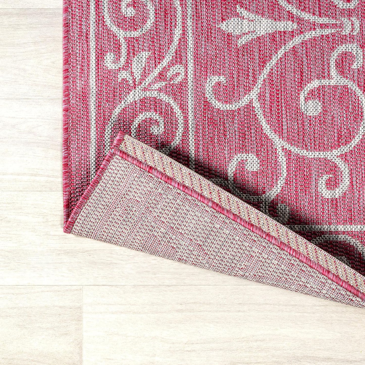 JONATHAN Y Vintage Filigree Indoor Outdoor Area Rug 5X8 Fuchsia/Light Gray, Charleston Textured Weave for Backyard, Patio, Porch, Easy-Cleaning, High Traffic, Pet-Friendly, Non-Shedding (SMB106J-5)