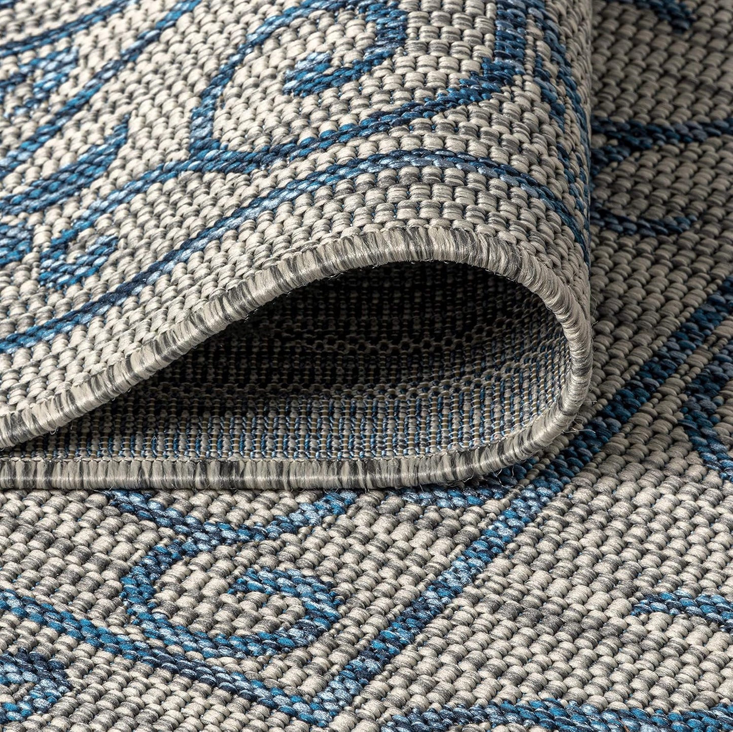 JONATHAN Y Vintage Filigree Indoor Outdoor Round Area Rug 5 Ft Gray/Navy, Charleston Textured Weave for Backyard, Patio, Porch, Easy-Cleaning, High Traffic, Pet-Friendly, Non-Shedding (SMB106C-5R)